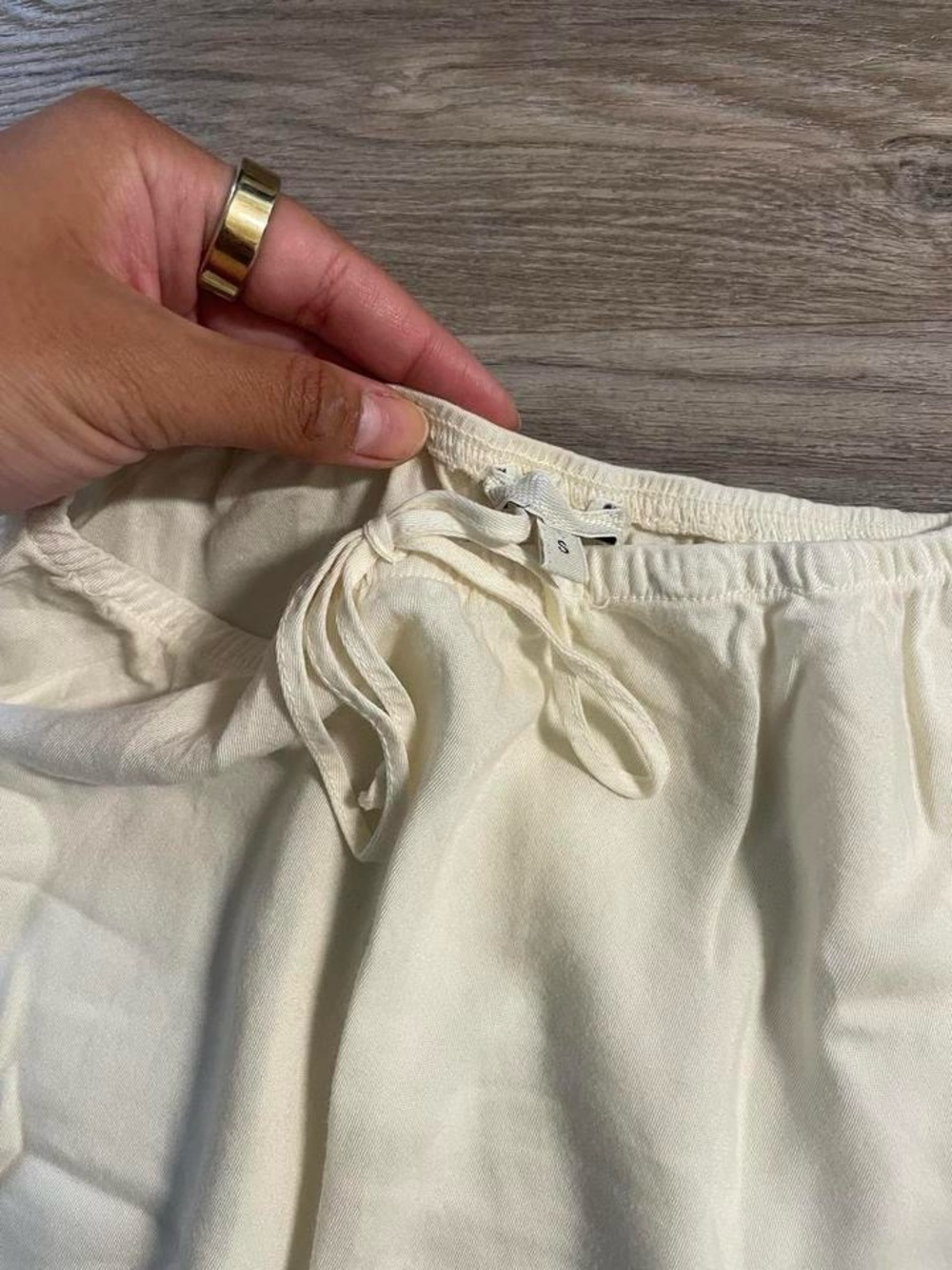 Brandy Melville skirt - Picture 3 of 4